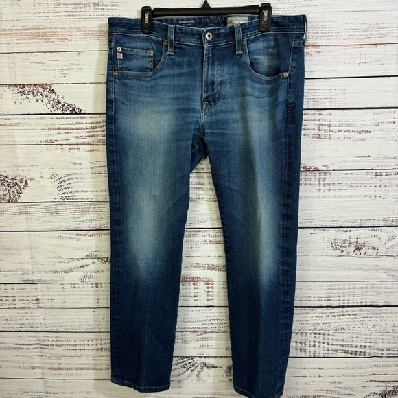 AG Adriana Goldschmied The Matchbox Slim straight Denim 360 size 34 jeans